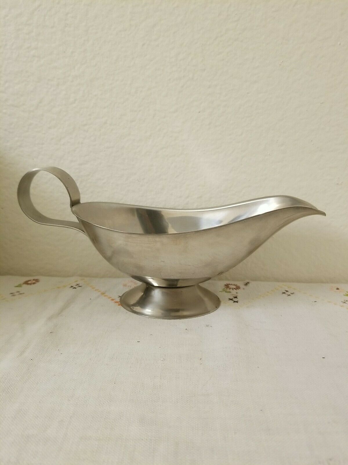Silver Plated Gravy Boat Sauce Boat Server 1.25 Cups